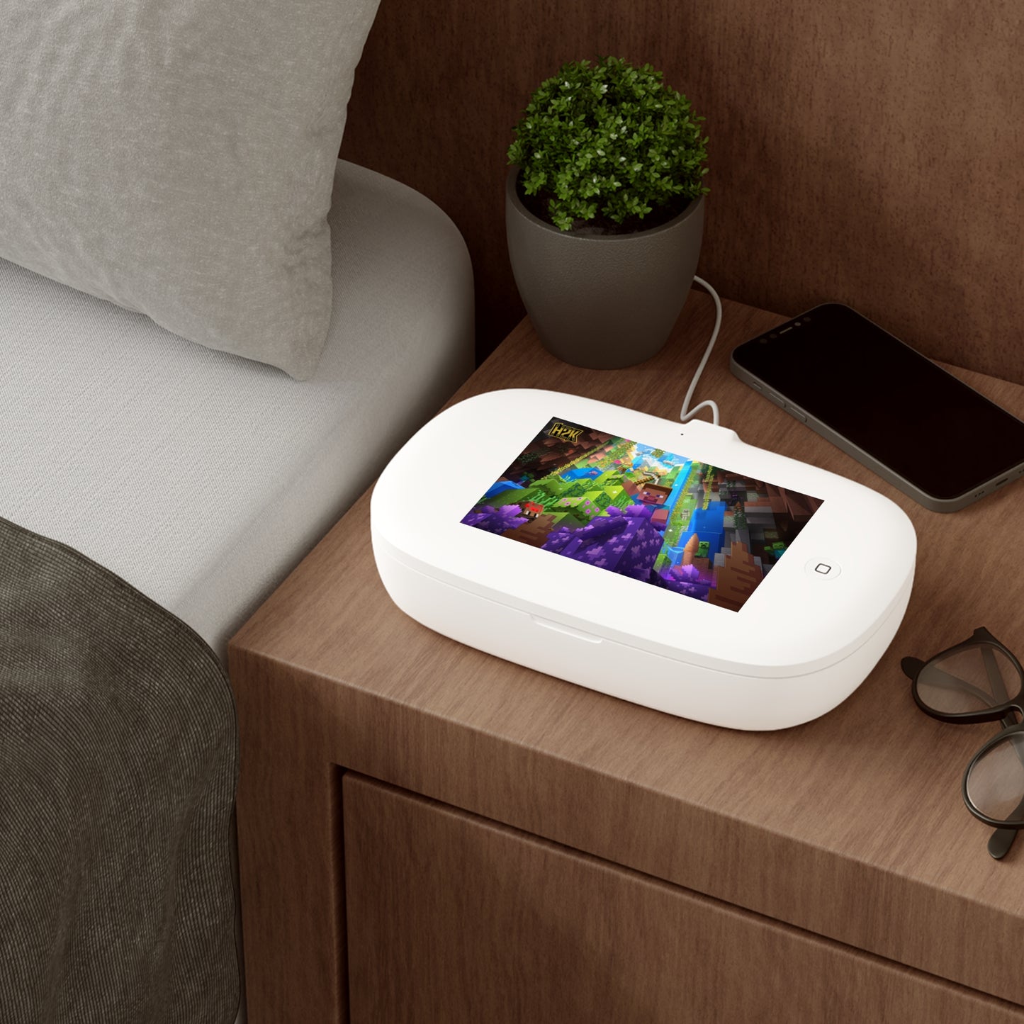 H2k MC UV Phone Sanitizer & Wireless Charger
